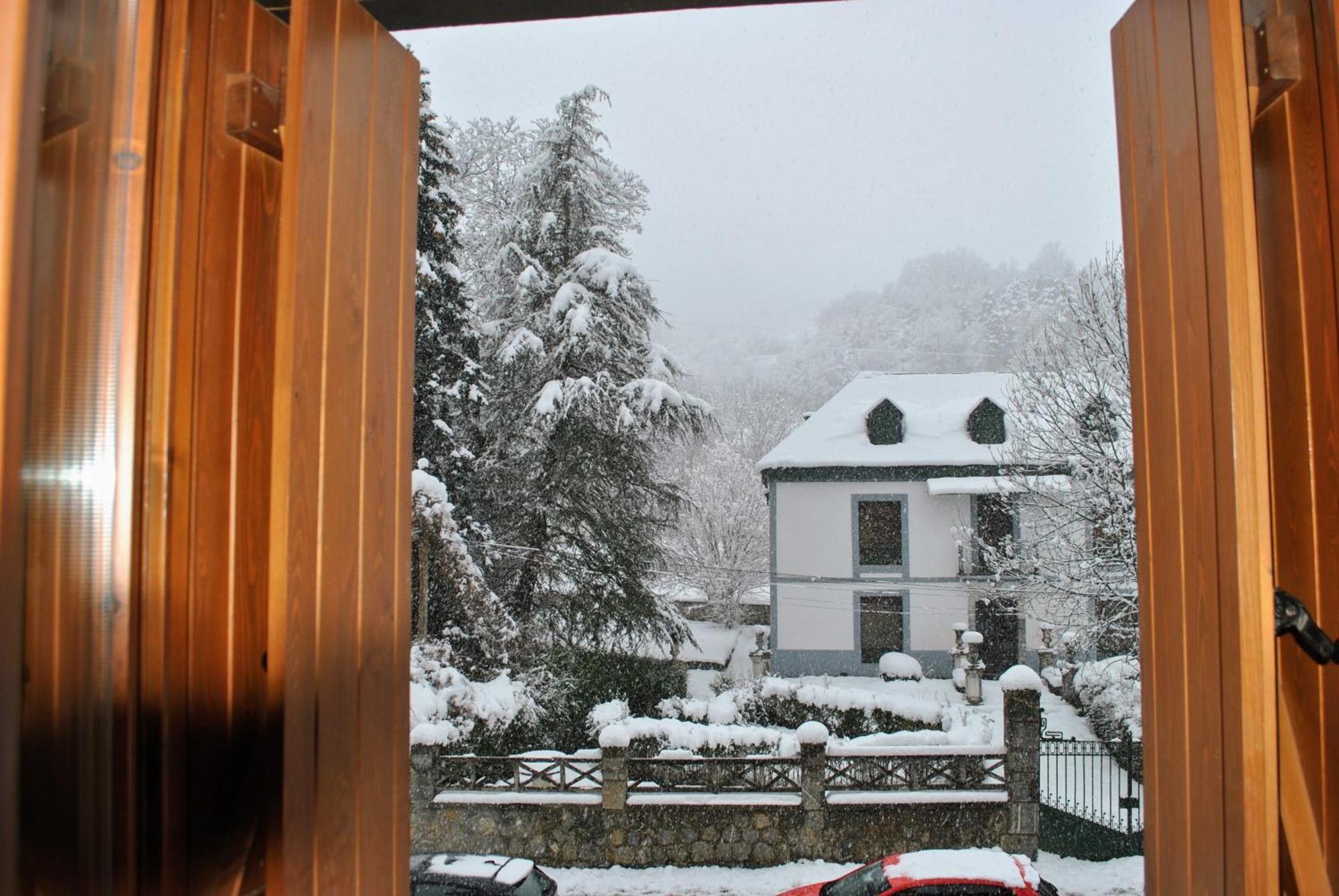 La Casa De La Montana Daire Escarrilla Dış mekan fotoğraf
